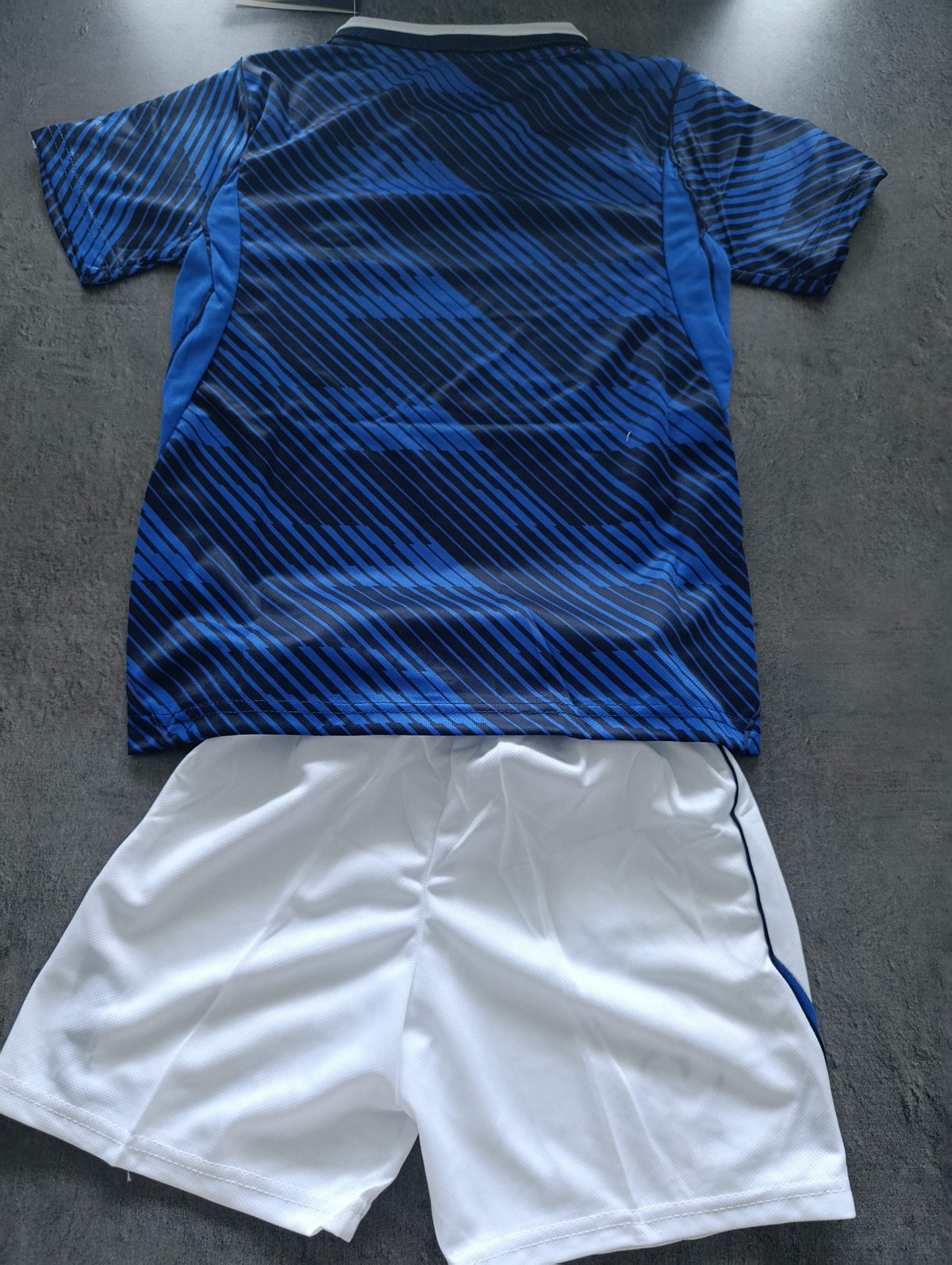 Tenue football enfant style France personnalisable – photo produit 6