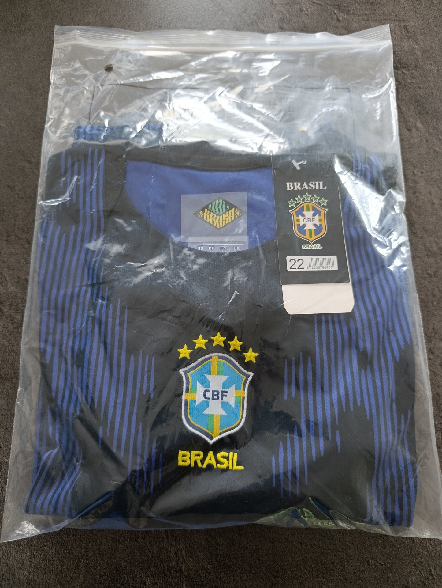 2 modèles différents Tenue de Football Enfant Style Équipe du Brésil – Personnalisable Prénom + Numéro ⚽ 2 Pièces