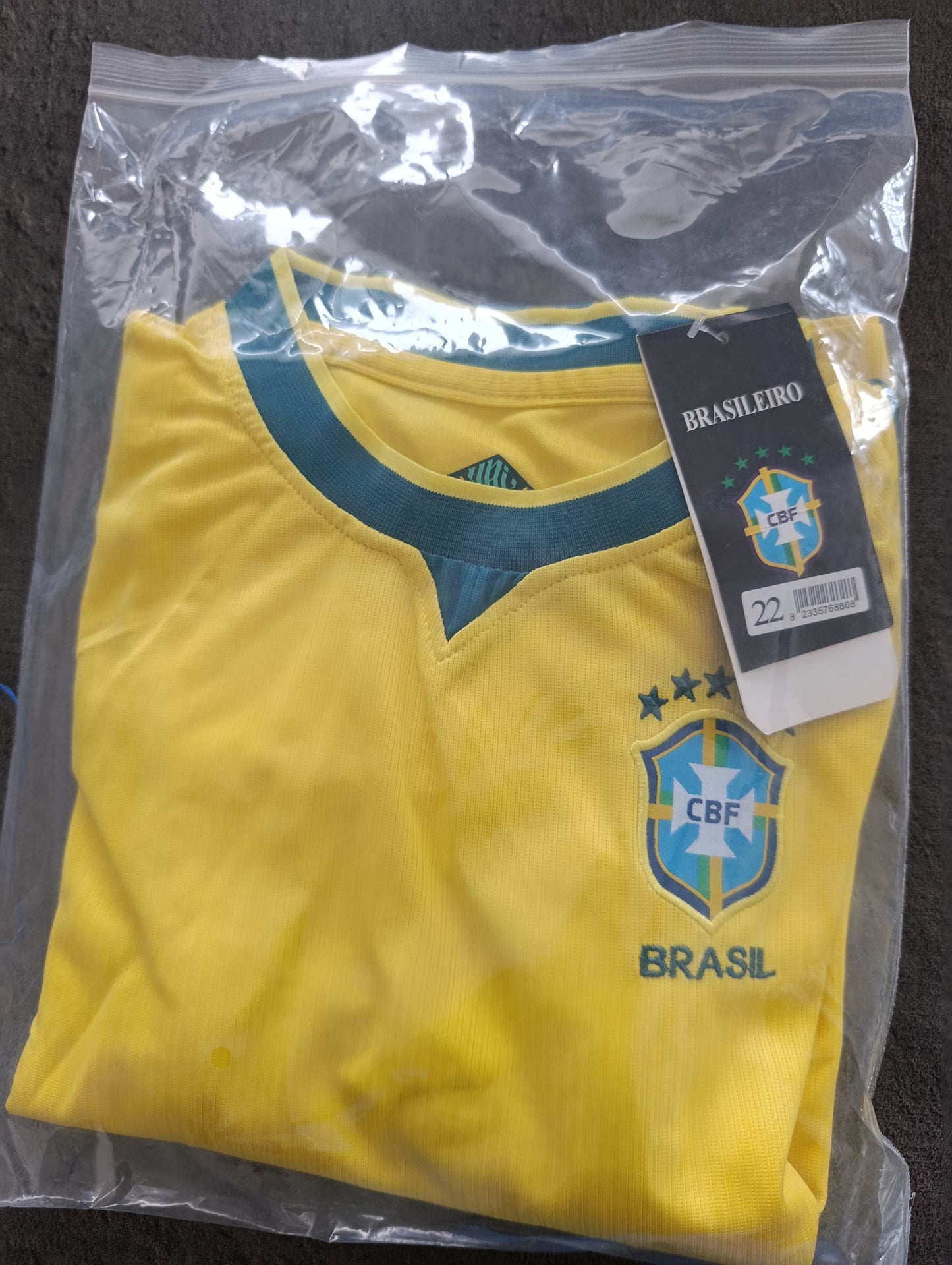 2 modèles différents Tenue de Football Enfant Style Équipe du Brésil – Personnalisable Prénom + Numéro ⚽ 2 Pièces