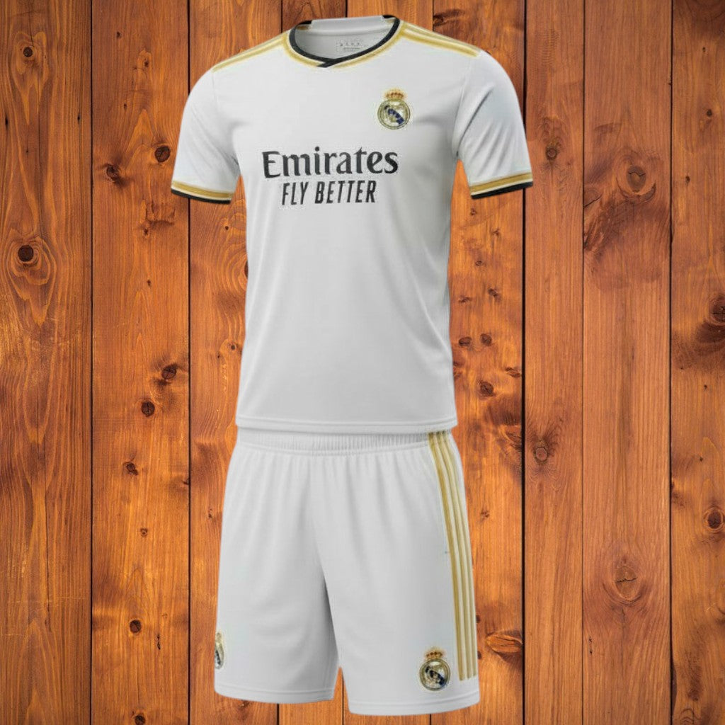 Belle tenue de Foot inspirée de Jude Bellingham au Réal Madrid bleu ou blanc