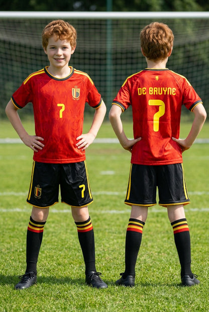 Tenue football enfant style Belgique rouge et noir N°7