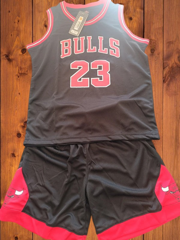 Tenue NBA inspirée de Michael Jordan aux chicago Bulls rouge, noir ou blanc