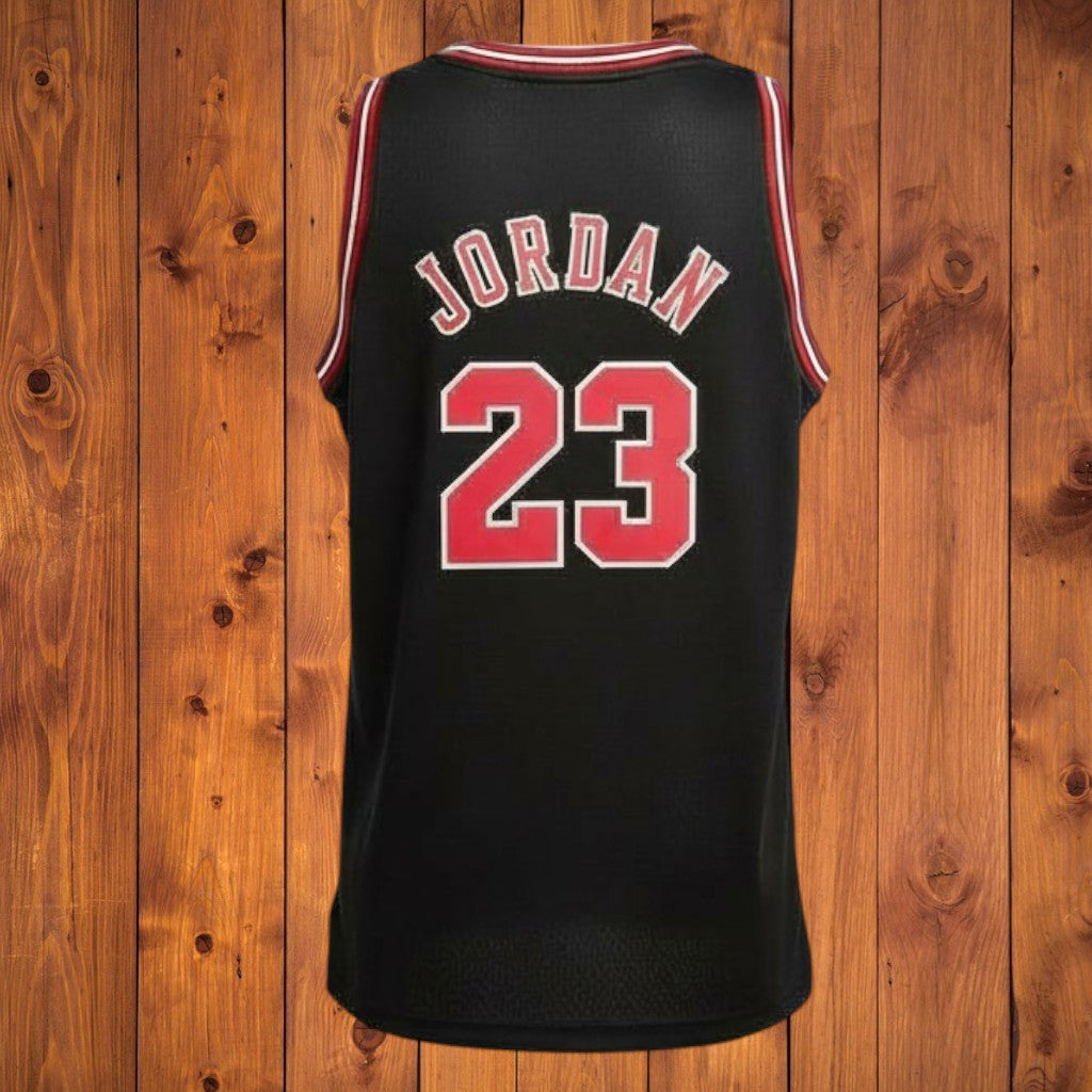 Tenue NBA inspirée de Michael Jordan aux chicago Bulls rouge, noir ou blanc