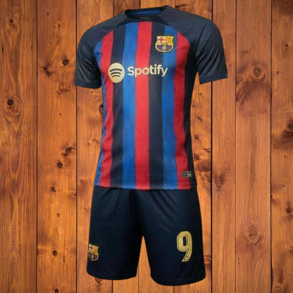 Tenue football enfant style club espagnol bleu et rouge N°9 – photo 1