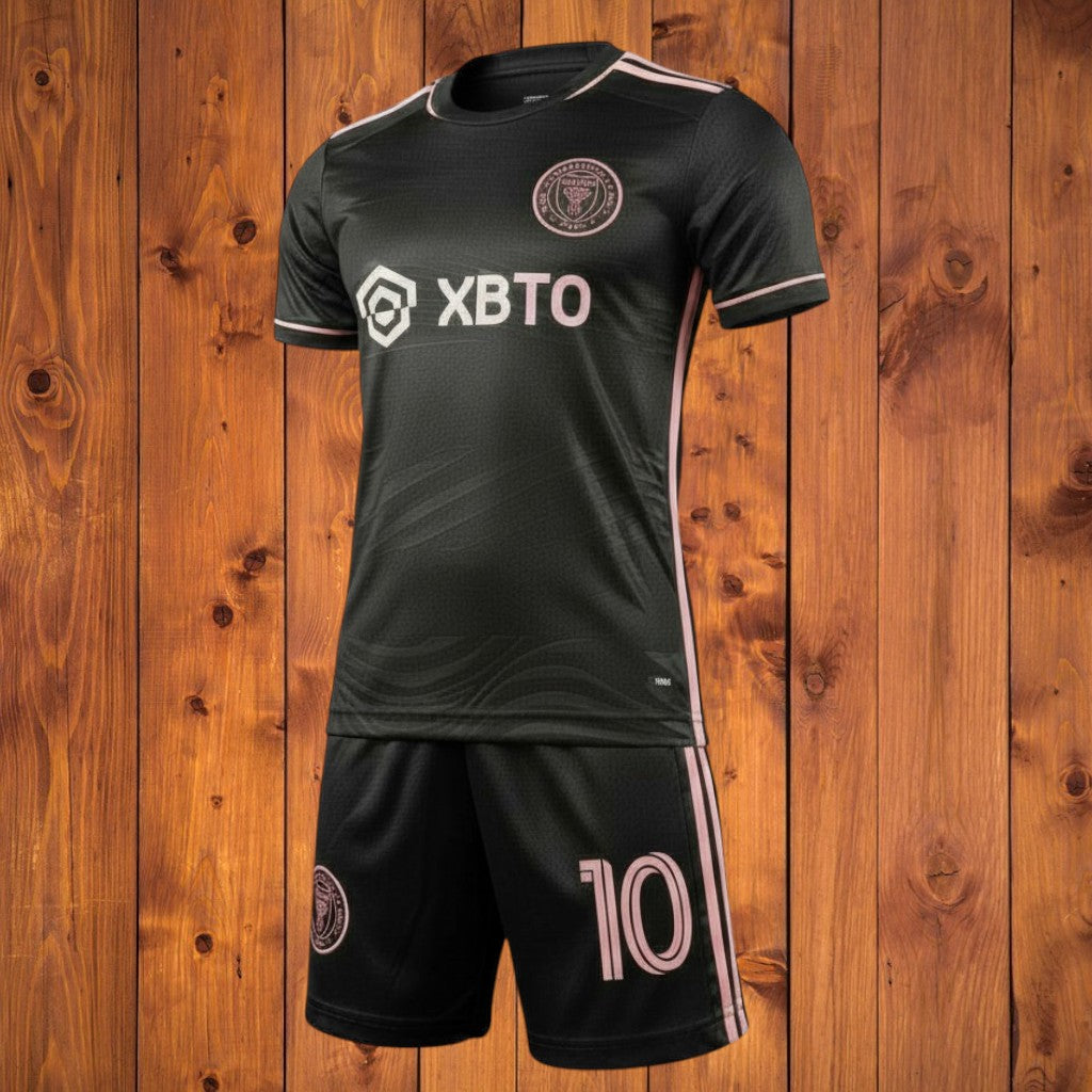 Magnifiques ensembles inspirés de Léo Messi modèle Barcelone, PSG, Inter miami ou Argentine