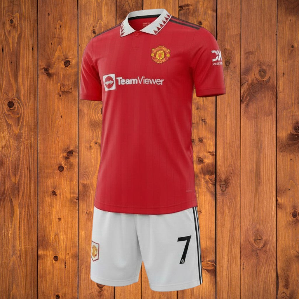 Magnifiques ensemble inspirés de la légende Christiano Ronaldo Al Naasr, Portugal ou Manchester