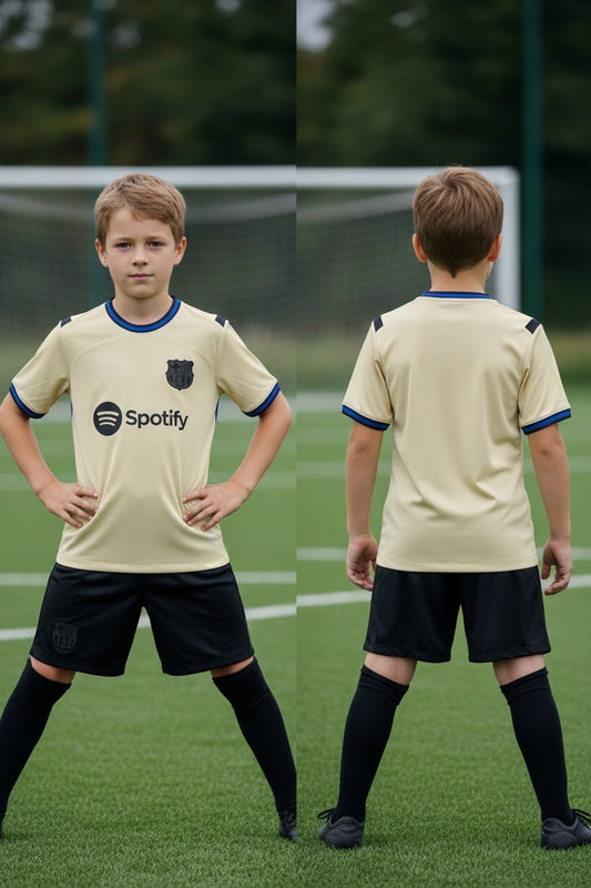 Ensemble foot enfant personnalisable ⚽ – 4 modèles disponibles – Style club espagnol