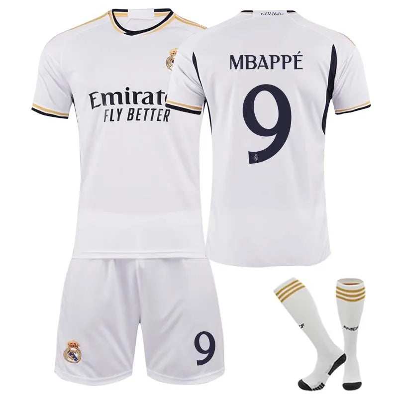 Tenue de foot enfant tendance – Plusieurs styles disponibles ⚽