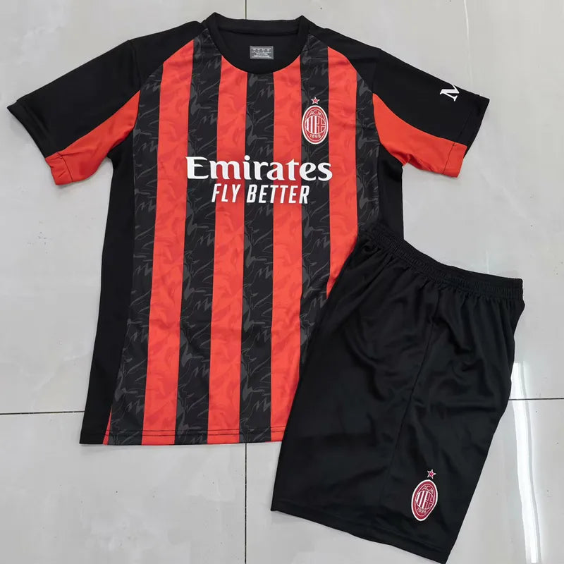 Ensemble Milan AC Rouge et Noir 2025 - T-shirt Short Football Streetwear Premium