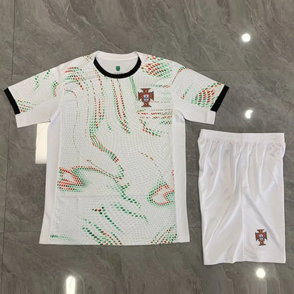 Tenue football enfant personnalisable Portugal – coloris blanc photo produit